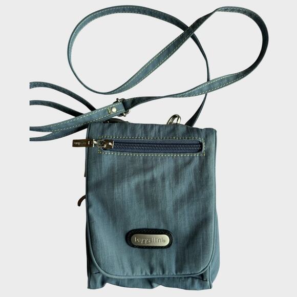 Baggalini Journey Blue RFID Blocking Nylon Multi Pocket Crossbody Bag Travel - Picture 1 of 10